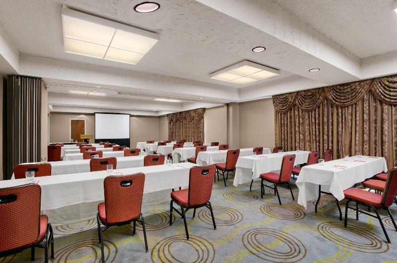 Hotel Crowne Plaza Columbus North - Worthington By Ihg Exterior foto